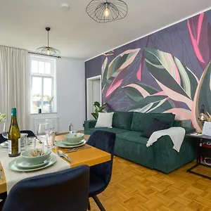 Le Vacation 3-room-apartment 67qm, Kueche, Netflix, Free-tv Apartment